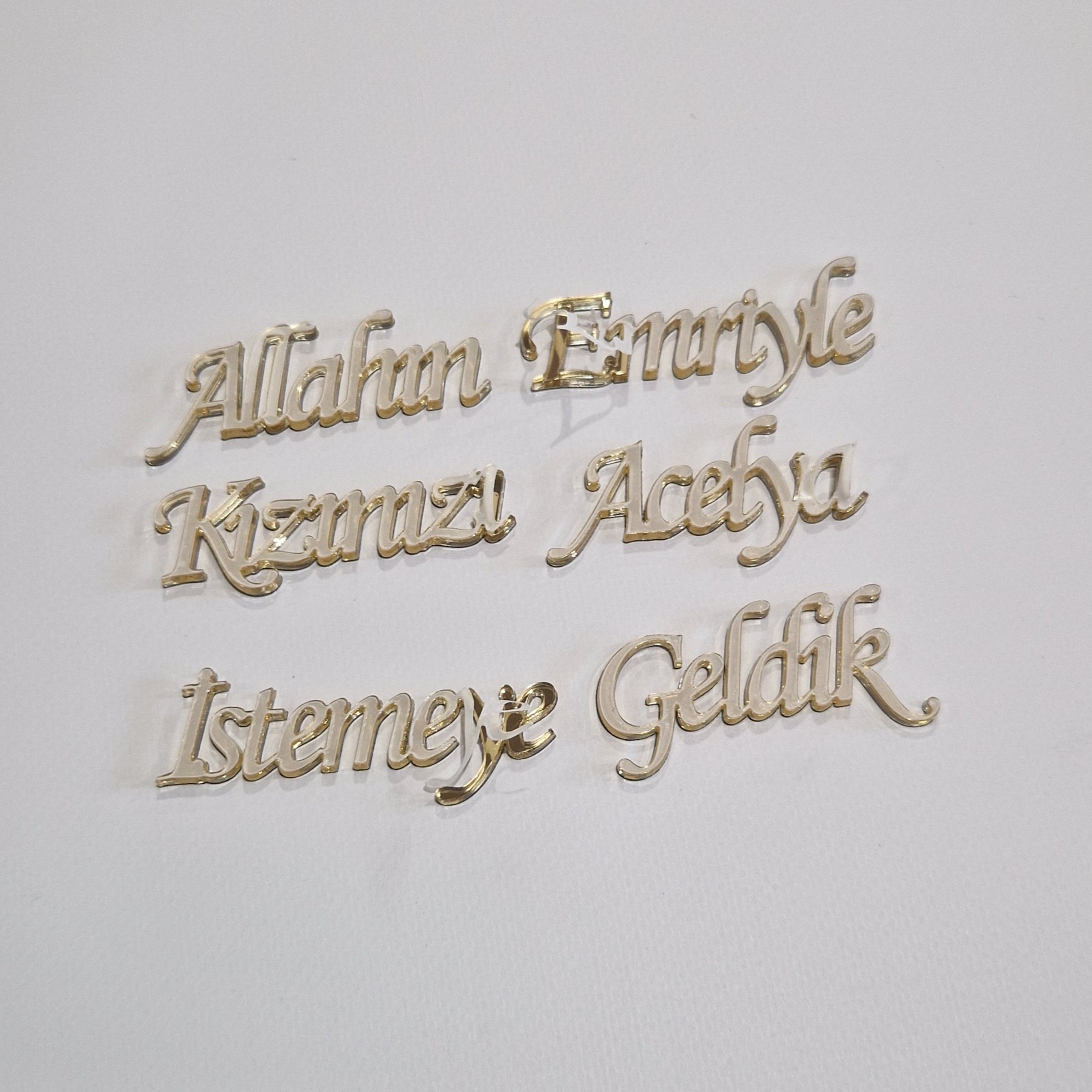 Allahin Emriyle Istemeye Schriftzug – Bild 4