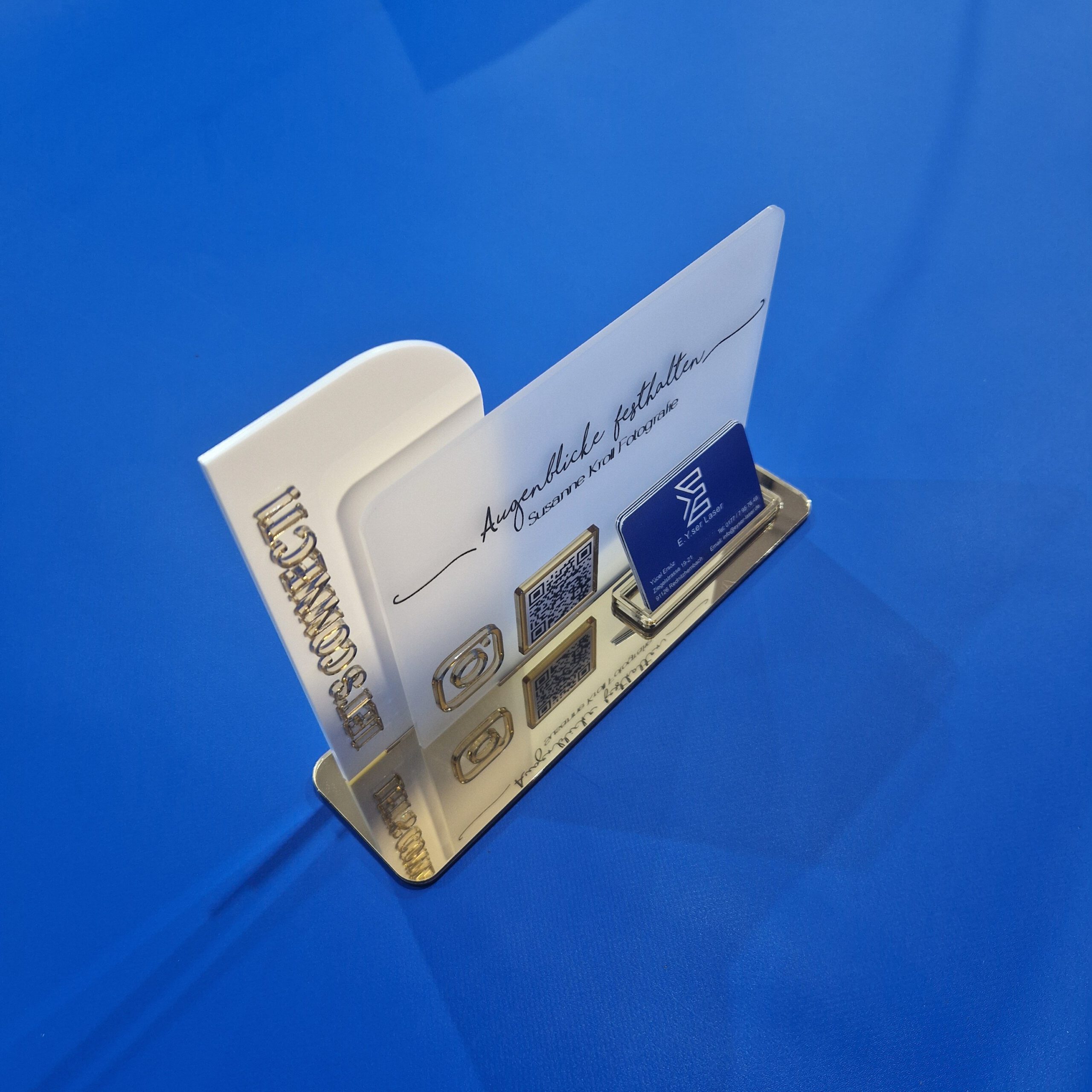 QR Socialmediaständer-16 für Visitenkarte – Bild 11