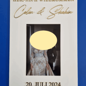 Empfangsschild mit Foto des Brautpaares